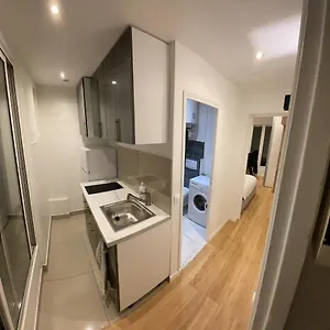 Latin Apartamento París