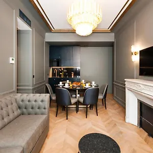 Pick A Flat's Champs Elysees - Rue Lincoln Apartamento París